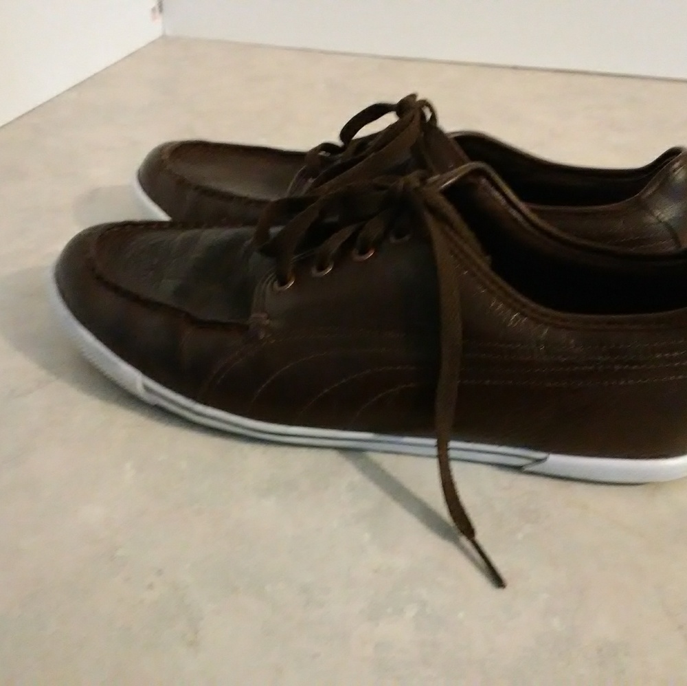 Men's Puma sneakers